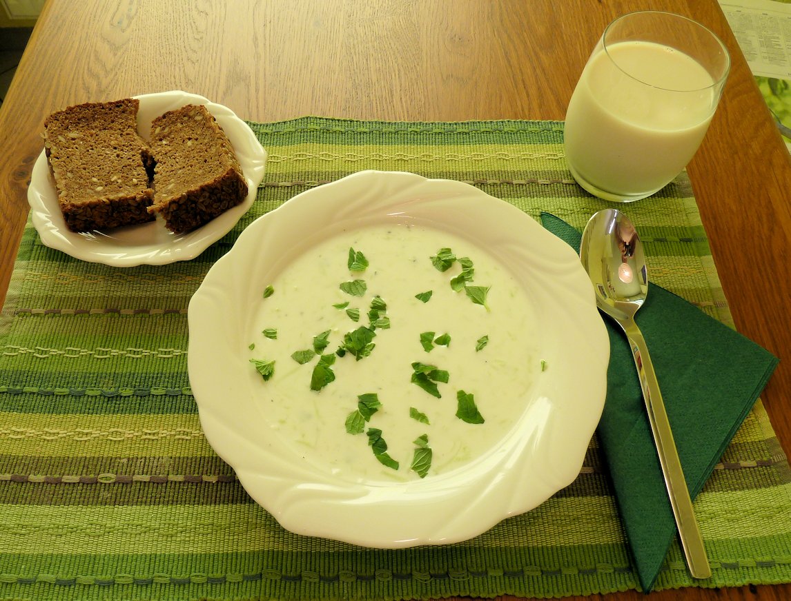 Gurkensuppe